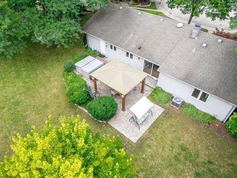 Tiny photo for 823 Anchor Court, Bartlett, IL 60103 (MLS # 12427752)