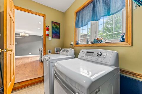 Tiny photo for 823 Anchor Court, Bartlett, IL 60103 (MLS # 12427752)