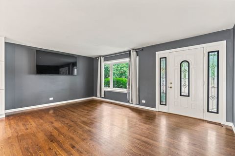 Tiny photo for 823 Anchor Court, Bartlett, IL 60103 (MLS # 12427752)