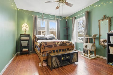 Tiny photo for 921 W Wood Street, Bloomington, IL 61701 (MLS # 12583008)