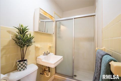 Tiny photo for 603 S MAPLE Street, West Frankfort, IL 62896 (MLS # QC4268649)