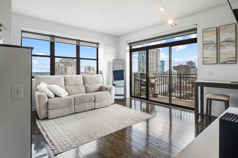 Tiny photo for 1529 S STATE Street #18B, Chicago, IL 60605 (MLS # 12487172)