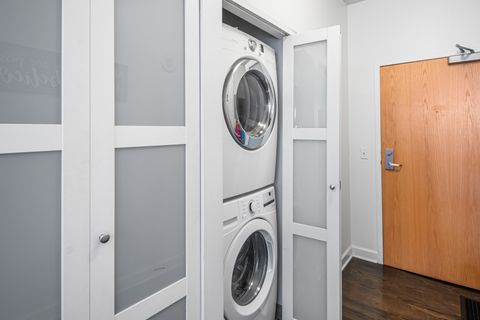 Tiny photo for 1529 S STATE Street #18B, Chicago, IL 60605 (MLS # 12487172)