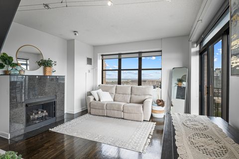 Tiny photo for 1529 S STATE Street #18B, Chicago, IL 60605 (MLS # 12487172)