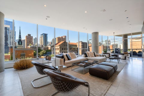 Tiny photo for 30 W Oak Street #7B, Chicago, IL 60610 (MLS # 12731201)
