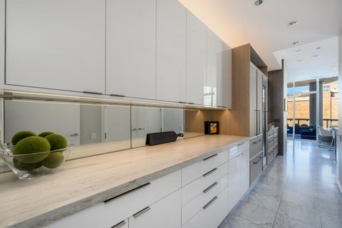 Tiny photo for 30 W Oak Street #7B, Chicago, IL 60610 (MLS # 12731201)