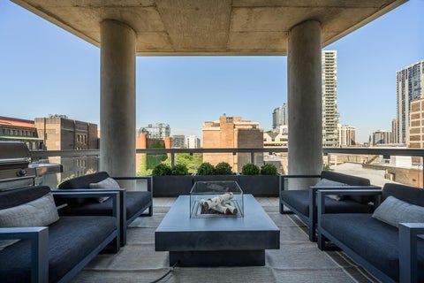 Tiny photo for 30 W Oak Street #7B, Chicago, IL 60610 (MLS # 12731201)