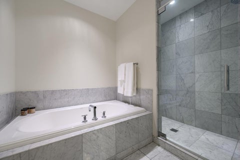 Tiny photo for 30 W Oak Street #7B, Chicago, IL 60610 (MLS # 12731201)