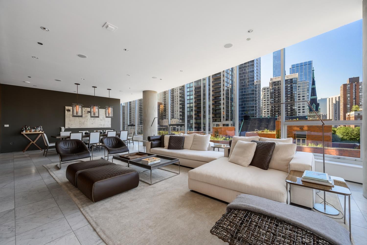 30 W Oak Street 7B