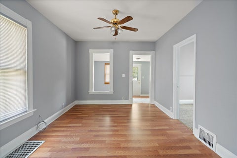Tiny photo for 847 Bowditch Avenue, Aurora, IL 60506 (MLS # 12655691)