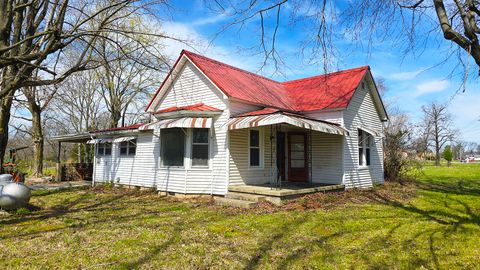 Tiny photo for 15019 N Illnois Hwy 37, Mt Vernon, IL 62864 (MLS # 12583279)