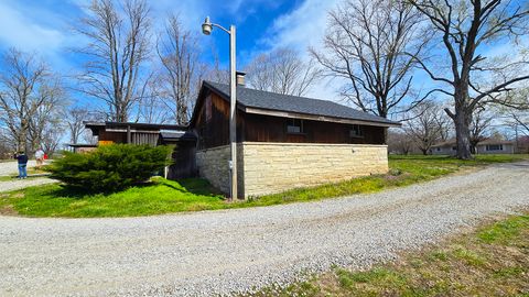 Tiny photo for 15019 N Illnois Hwy 37, Mt Vernon, IL 62864 (MLS # 12583279)