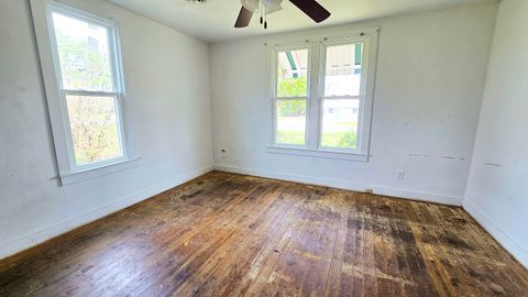 Tiny photo for 15019 N Illnois Hwy 37, Mt Vernon, IL 62864 (MLS # 12583279)