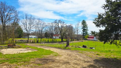 Tiny photo for 15019 N Illnois Hwy 37, Mt Vernon, IL 62864 (MLS # 12583279)