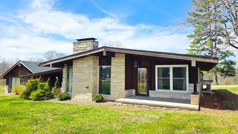 Tiny photo for 15019 N Illnois Hwy 37, Mt Vernon, IL 62864 (MLS # 12583279)