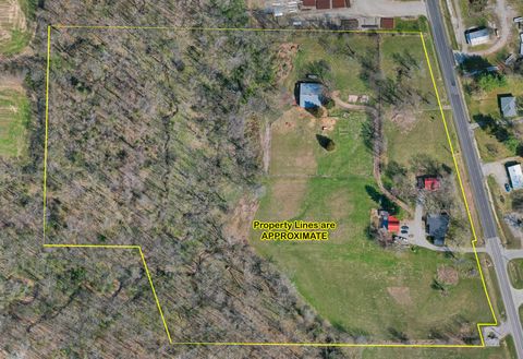 Tiny photo for 15019 N Illnois Hwy 37, Mt Vernon, IL 62864 (MLS # 12583279)