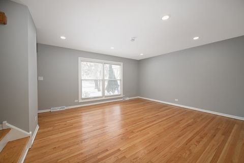 Tiny photo for 1210 N WHEELING Road, Mount Prospect, IL 60056 (MLS # 12558201)