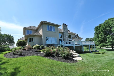 Tiny photo for 29051 N Cleek Court, Mundelein, IL 60060 (MLS # 12733274)