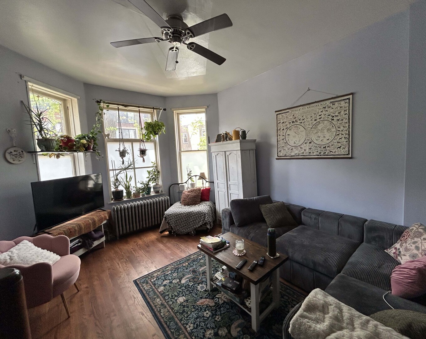 2620 W Evergreen Avenue
