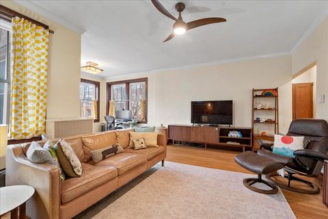 Tiny photo for 2751 W Giddings Street #1W, Chicago, IL 60625 (MLS # 12579929)