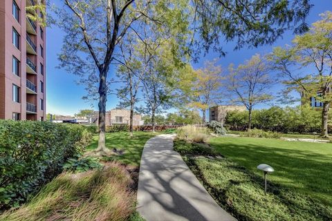 Tiny photo for 3232 N Halsted Street #H306, Chicago, IL 60657 (MLS # 12478734)