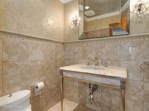 Tiny photo for 6738 N Sauganash Avenue, Lincolnwood, IL 60712 (MLS # 12655782)