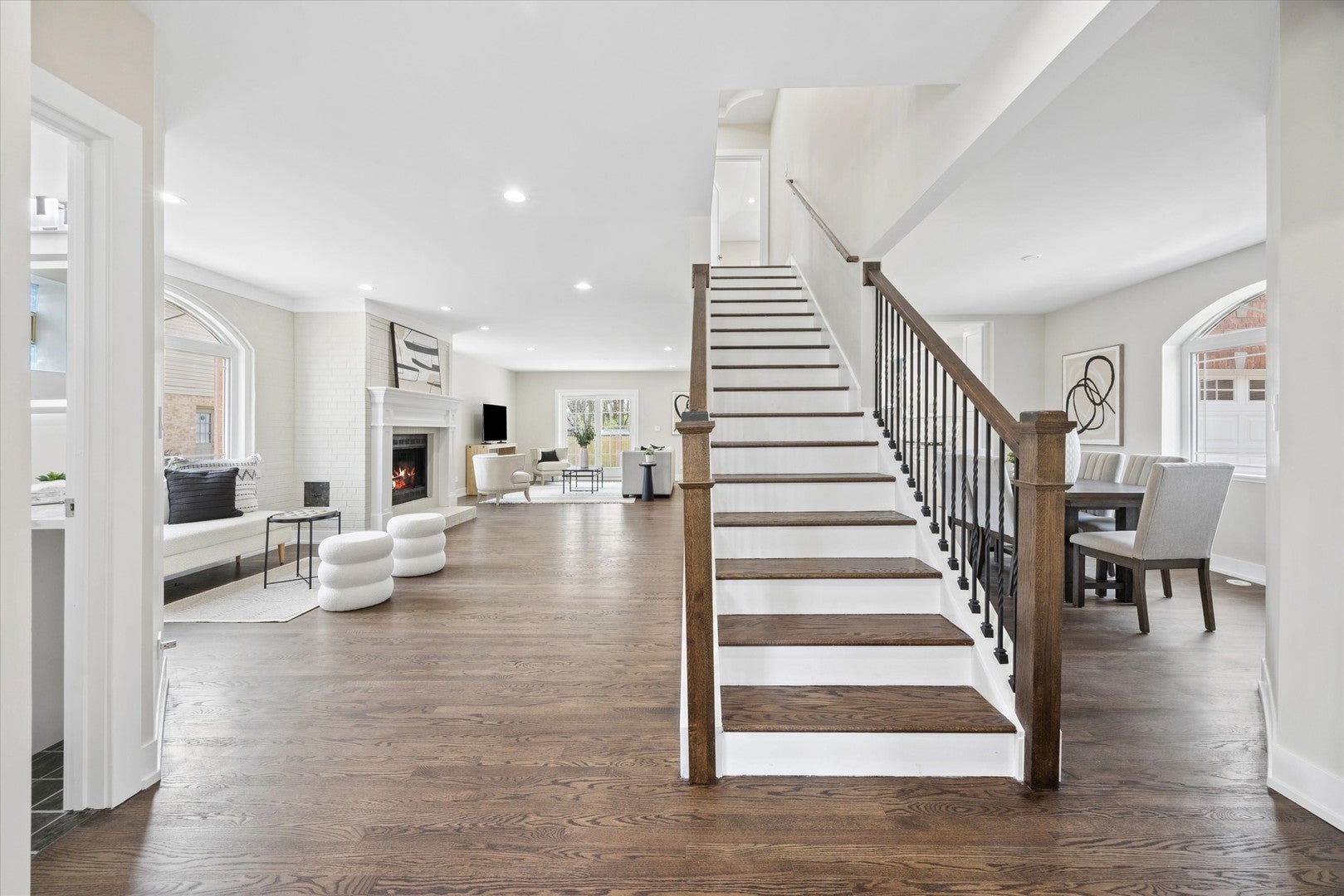 9807 W 57th Street