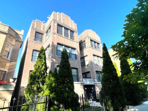 Photo of 2810 W Logan Boulevard #3W, Chicago, IL 60647 (MLS # 12483953)