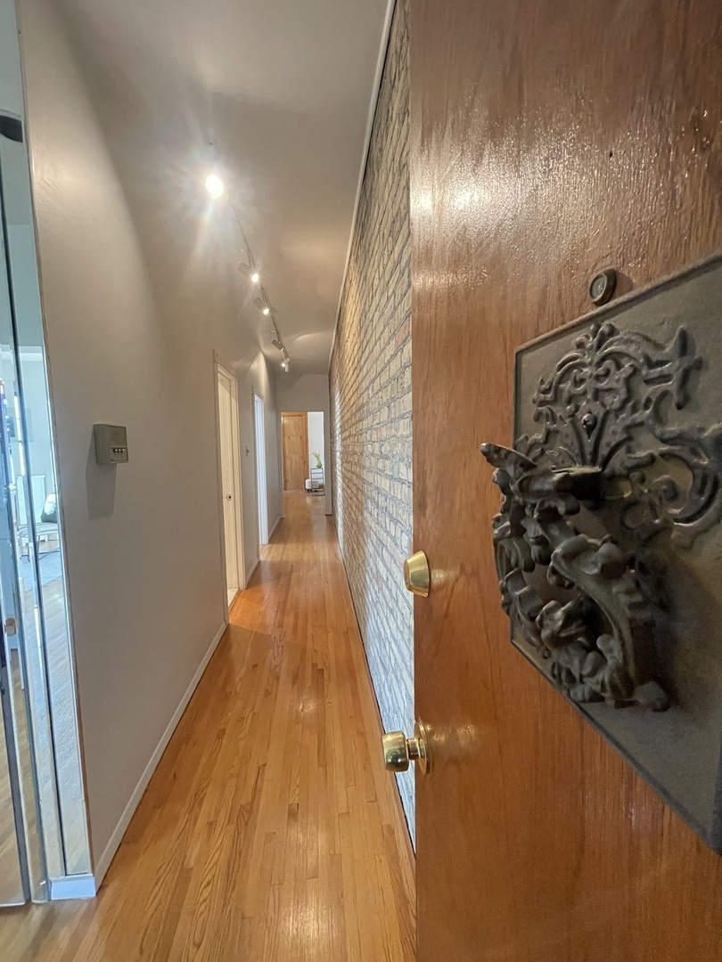2810 W Logan Boulevard 3W