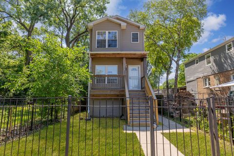 Photo of 5812 S Marshfield Avenue, Chicago, IL 60636 (MLS # 12392843)