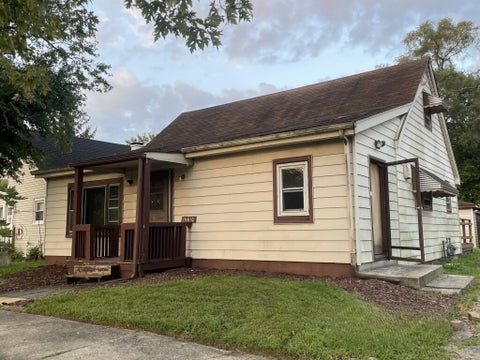 Tiny photo for 16610 Geneva Drive, Harvey, IL 60426 (MLS # 12746419)