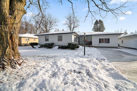 Photo of 322 N Franklin Street, Momence, IL 60954 (MLS # 12530212)
