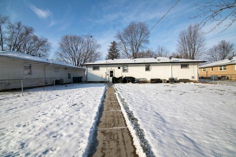 Tiny photo for 322 N Franklin Street, Momence, IL 60954 (MLS # 12530212)