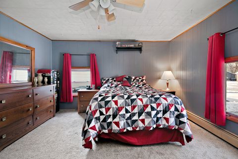 Tiny photo for 322 N Franklin Street, Momence, IL 60954 (MLS # 12530212)