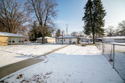 Tiny photo for 322 N Franklin Street, Momence, IL 60954 (MLS # 12530212)