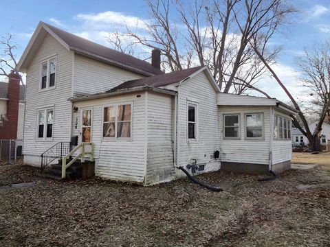 Tiny photo for 304 N 4th Street, Oregon, IL 61061 (MLS # 12540909)