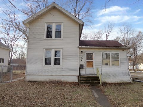 Tiny photo for 304 N 4th Street, Oregon, IL 61061 (MLS # 12540909)