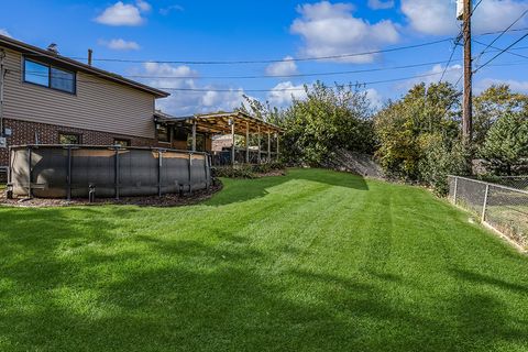 Tiny photo for 417 Glenys Drive, Lemont, IL 60439 (MLS # 12525474)