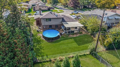 Tiny photo for 417 Glenys Drive, Lemont, IL 60439 (MLS # 12525474)