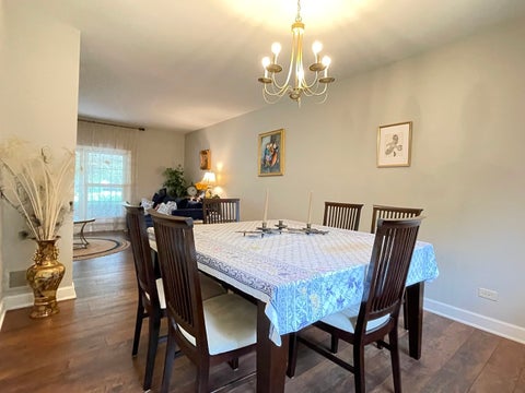 Tiny photo for 1039 Garfield Avenue, Libertyville, IL 60048 (MLS # 12769168)
