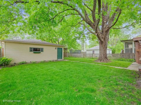 Tiny photo for 613 N Spring Avenue, La Grange Park, IL 60526 (MLS # 12626026)
