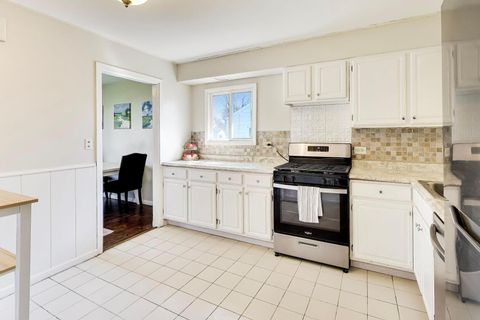 Tiny photo for 314 N Owen Street, Mount Prospect, IL 60056 (MLS # 12596123)