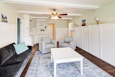 Tiny photo for 314 N Owen Street, Mount Prospect, IL 60056 (MLS # 12596123)