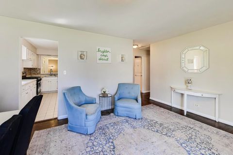 Tiny photo for 314 N Owen Street, Mount Prospect, IL 60056 (MLS # 12596123)