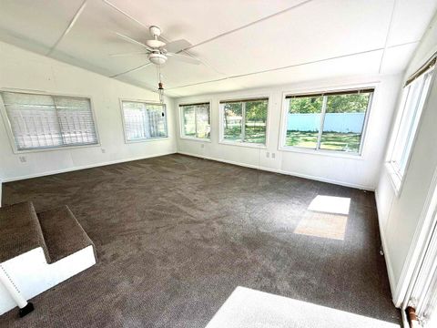 Tiny photo for 3005 W WOODLAWN Place, Marion, IL 62959 (MLS # EB458077)