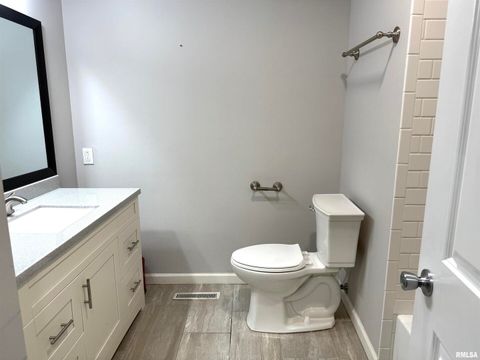 Tiny photo for 3005 W WOODLAWN Place, Marion, IL 62959 (MLS # EB458077)