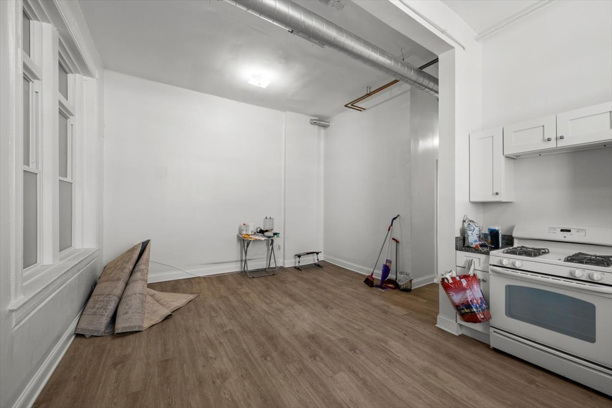 1725 S Ashland Avenue, Chicago, IL, 60608 4 1725 S Ashland Avenue