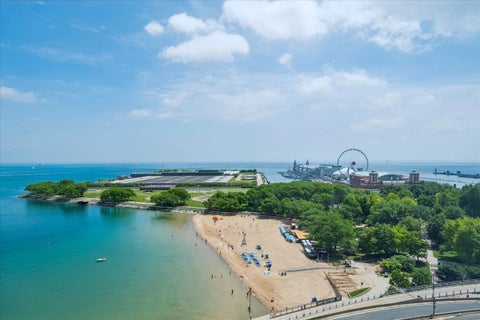 Tiny photo for 600 N Lake Shore Drive #1305, Chicago, IL 60611 (MLS # 12794112)