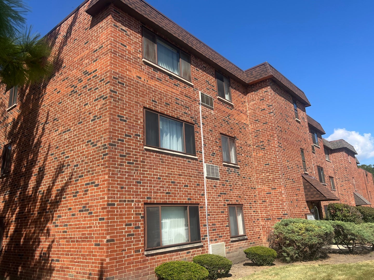 1852 S Anna Marie Drive 303
