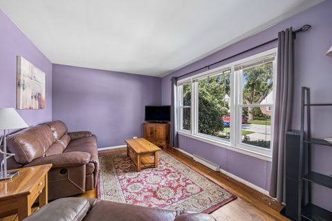 Tiny photo for 1447 Heidorn Avenue, Westchester, IL 60154 (MLS # 12686676)